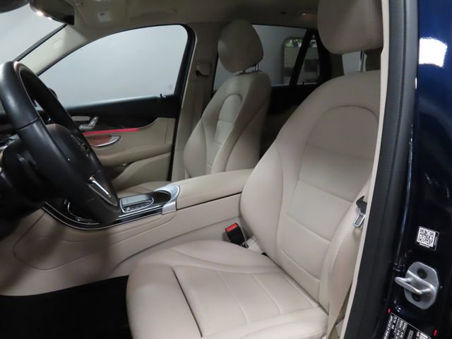 Used 2022 Mercedes-Benz GLC 300 image 21