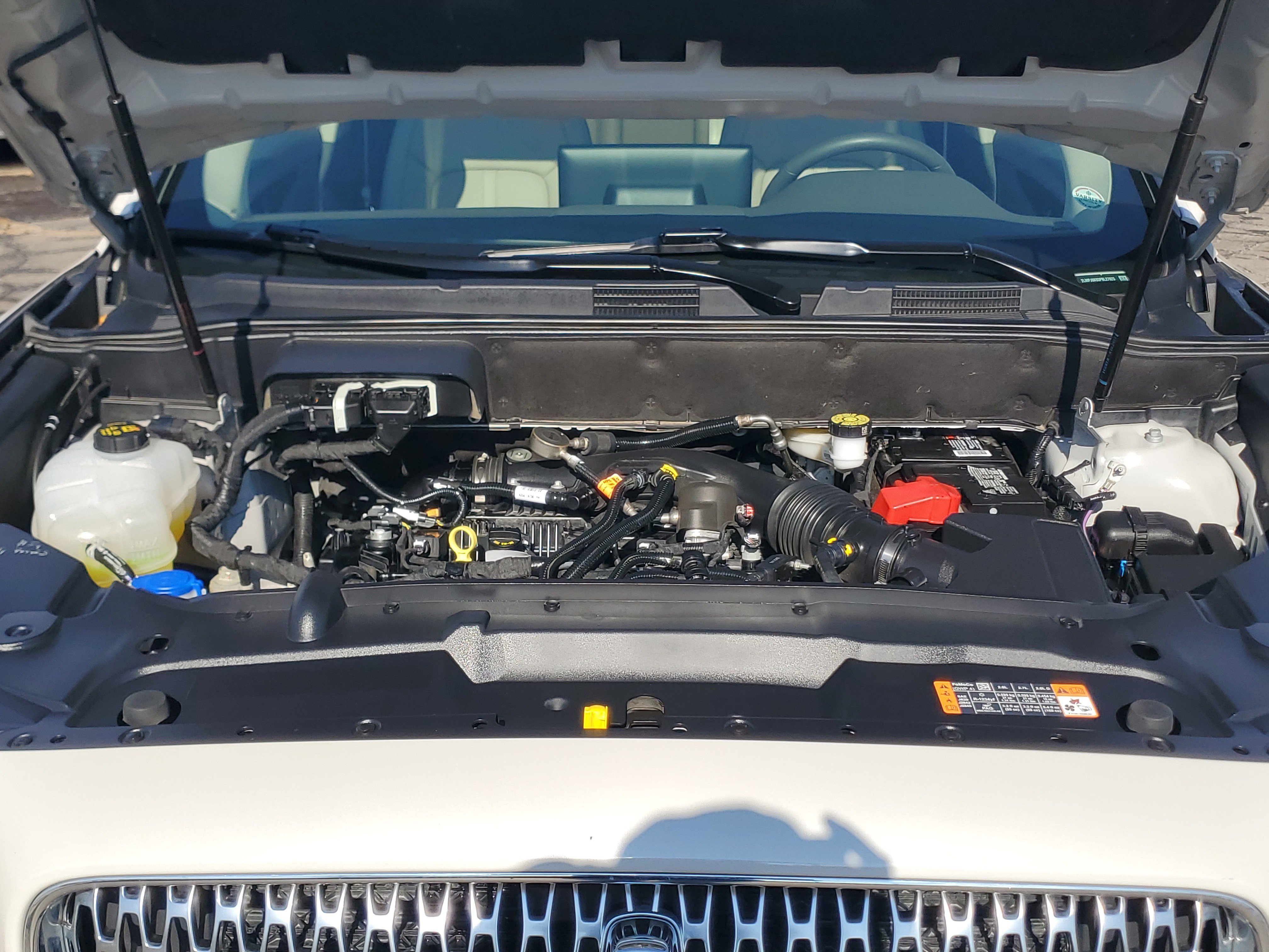 Certified 2023 Lincoln Nautilus Reserve w/ Equipment Group 201A image 8