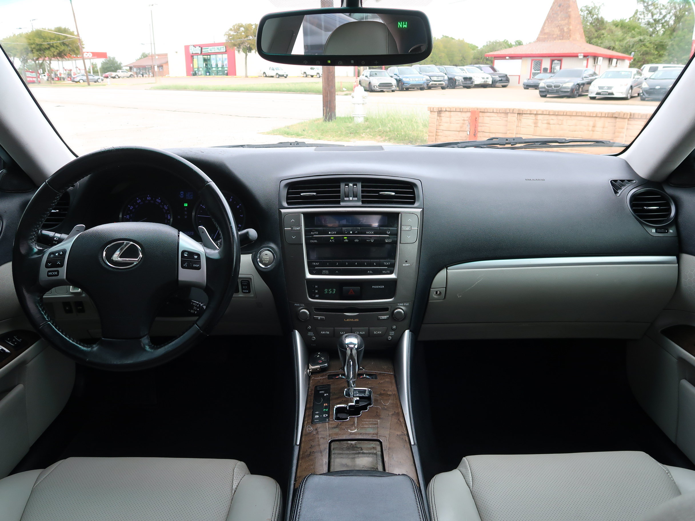 Used 2011 Lexus IS 250 w/ Premium Pkg Value Edition RWD image 11