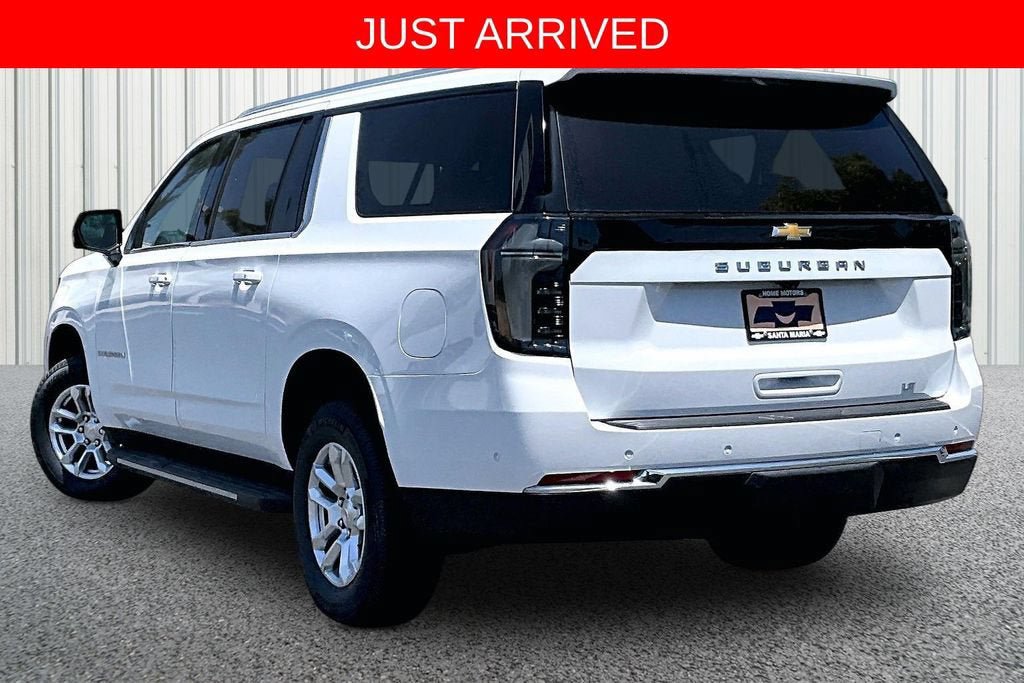 New 2026 Chevrolet Suburban LT w/ Comfort Package AWD/4WD image 7