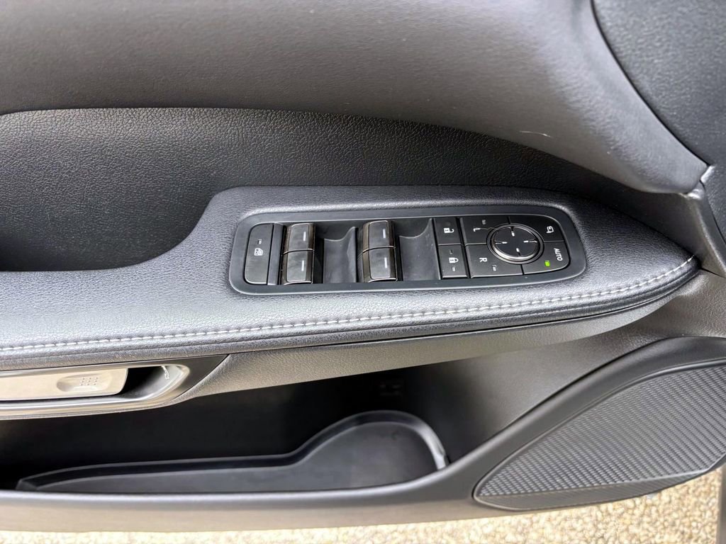 Used 2024 Lexus RX 500h F Sport image 13