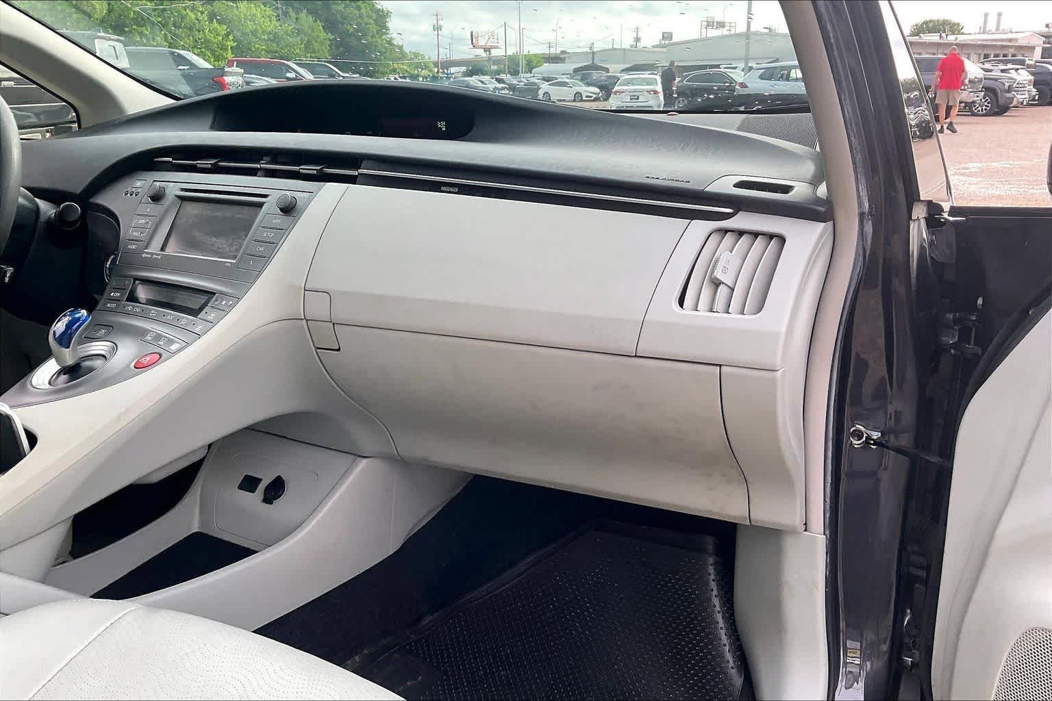 Used 2012 Toyota Prius Three FWD image 17