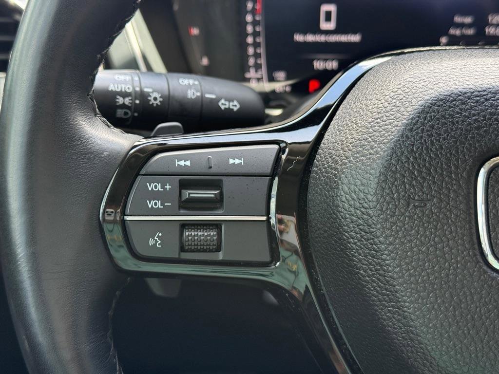 Used 2023 Honda Pilot Elite image 14