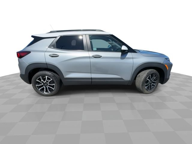 Used 2024 Chevrolet TrailBlazer ACTIV w/ Convenience Package AWD/4WD image 9