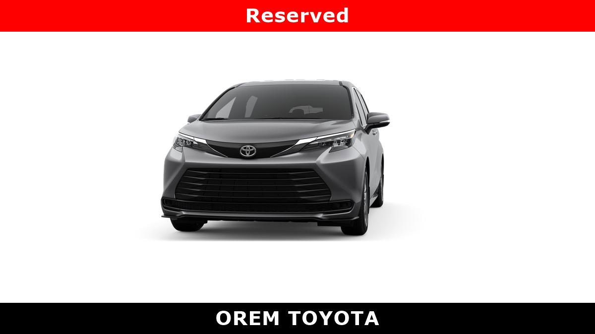 New 2026 Toyota Sienna LE image 18