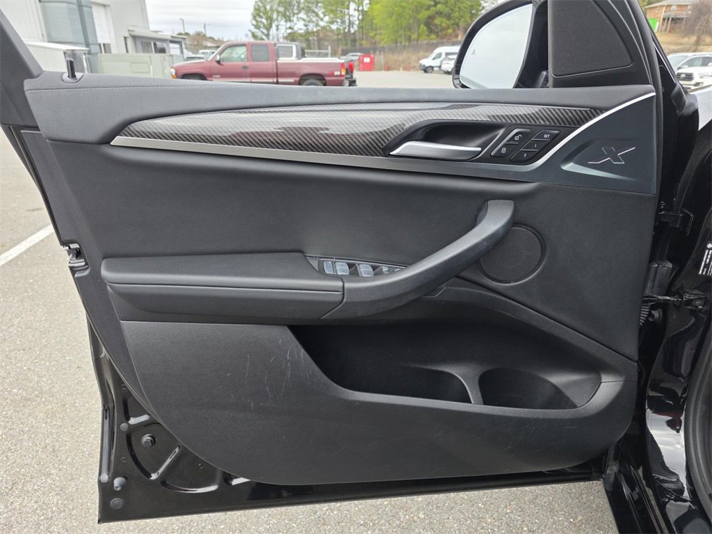 Used 2023 BMW X3 M40i w/ Parking Assistance Package image 12