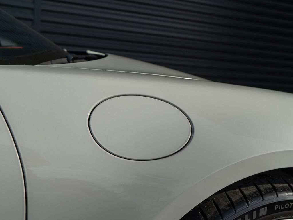 Certified 2024 Porsche 911 GT3 RWD image 15