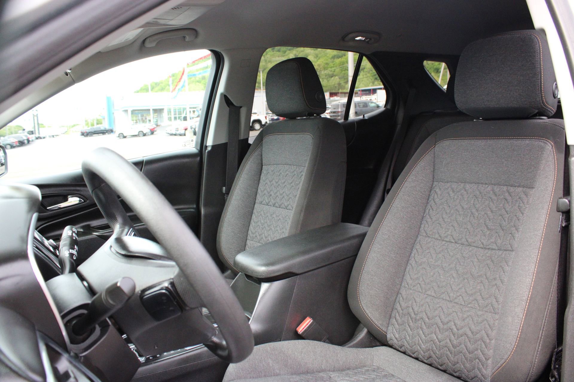 Used 2022 Chevrolet Equinox LT FWD image 14