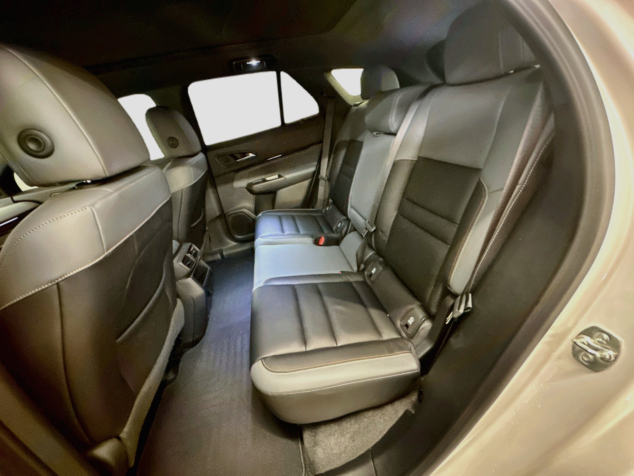 Used 2024 Honda Prologue Touring image 30