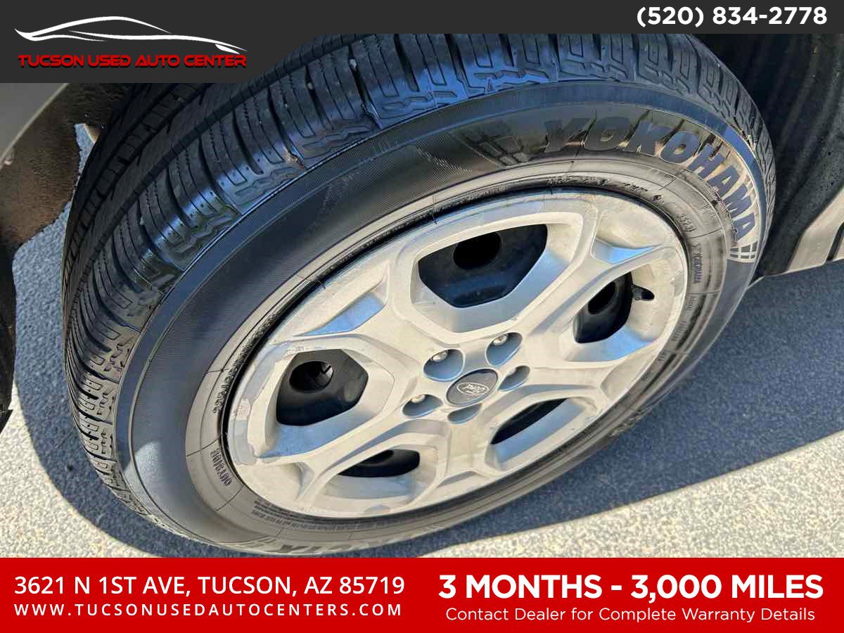 Used 2017 Ford Escape S FWD image 32