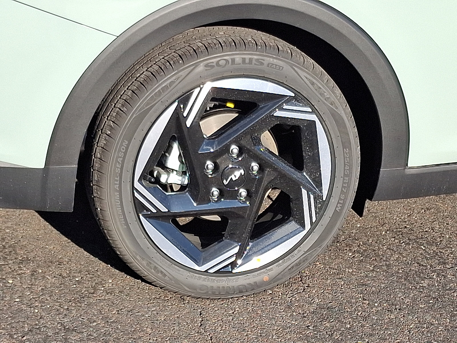 New 2025 Kia K4 EX image 5