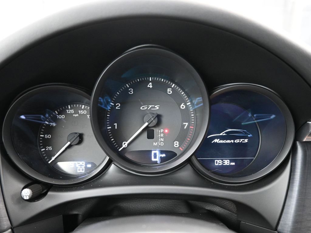 Certified 2022 Porsche Macan GTS AWD/4WD image 9