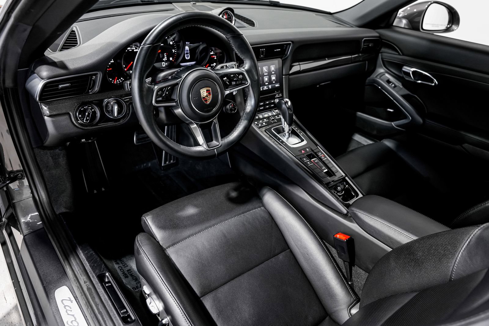 Used 2017 Porsche 911 Targa 4S AWD/4WD image 9