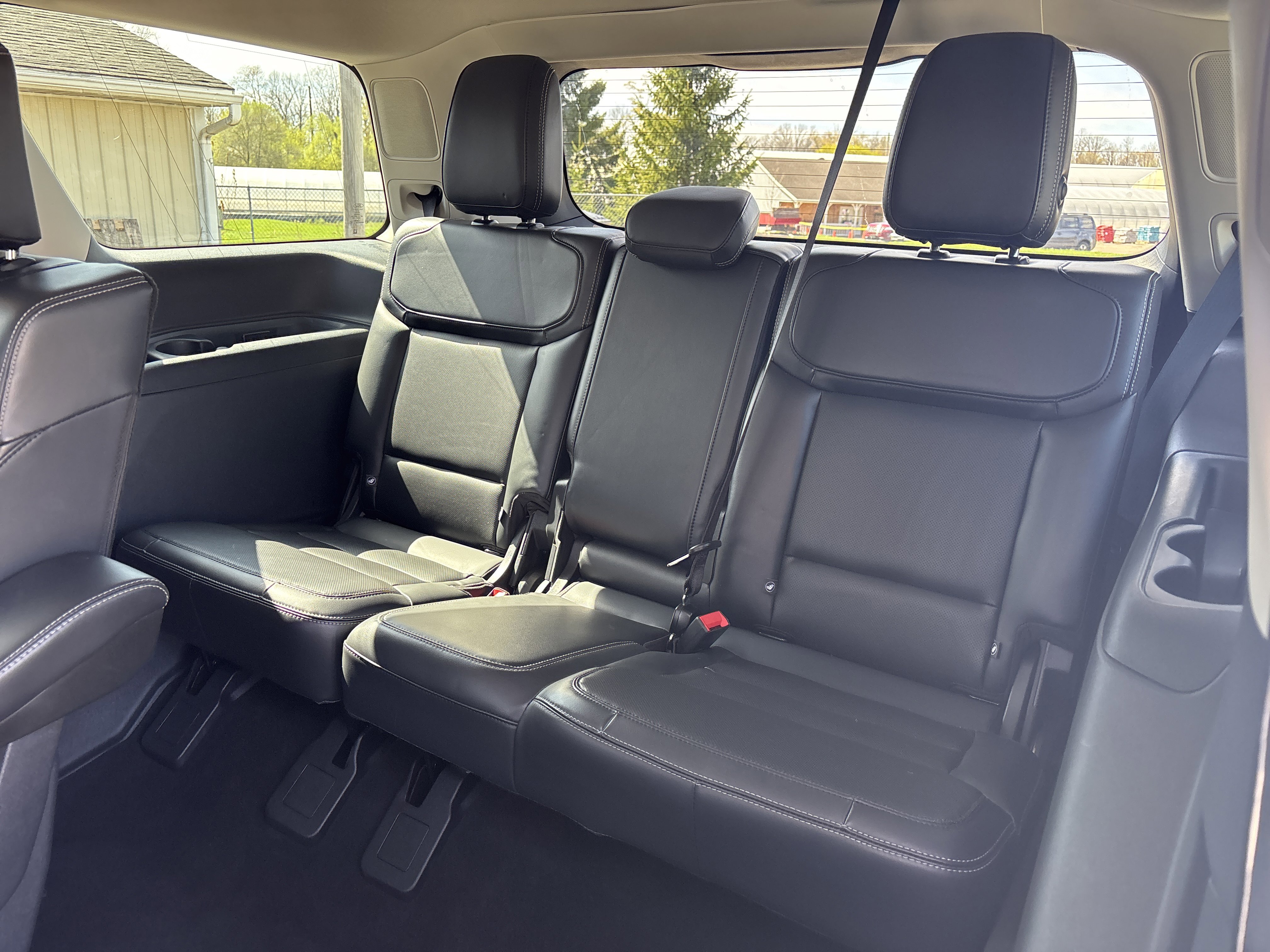 Used 2025 Ford Expedition Platinum AWD/4WD image 32
