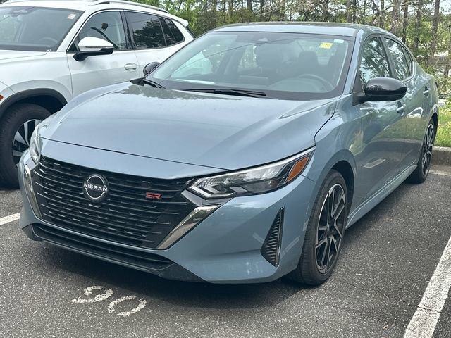 Used 2024 Nissan Sentra SR w/ SR Premium Package image 3