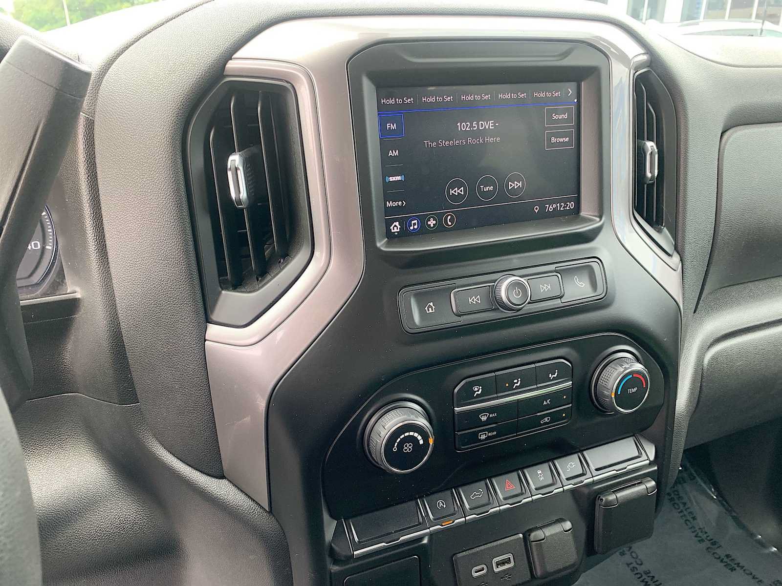 Certified 2021 Chevrolet Silverado 1500 Custom AWD/4WD image 13