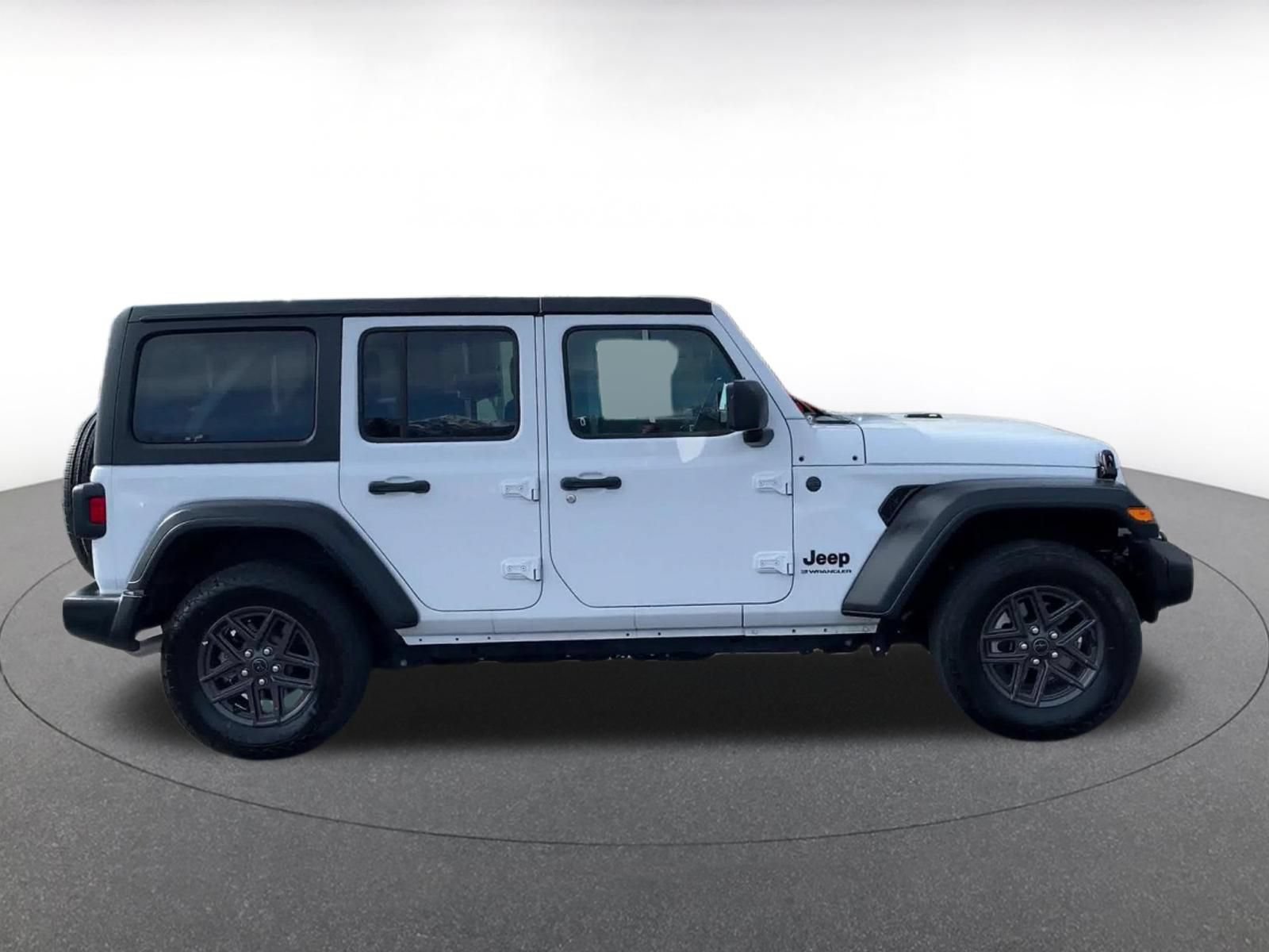 Used 2025 Jeep Wrangler Unlimited Sport AWD/4WD image 16