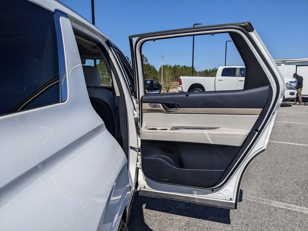 Used 2022 Hyundai Palisade Limited image 65