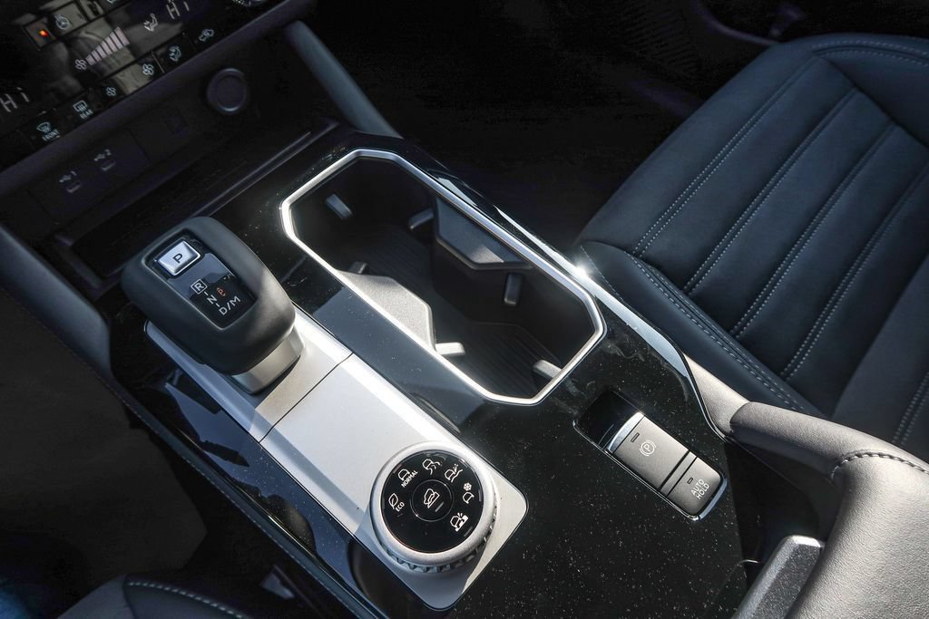 New 2026 Mitsubishi Outlander AWD image 37