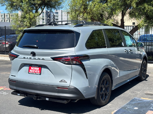 New 2026 Toyota Sienna XLE Woodland Edition AWD/4WD image 15
