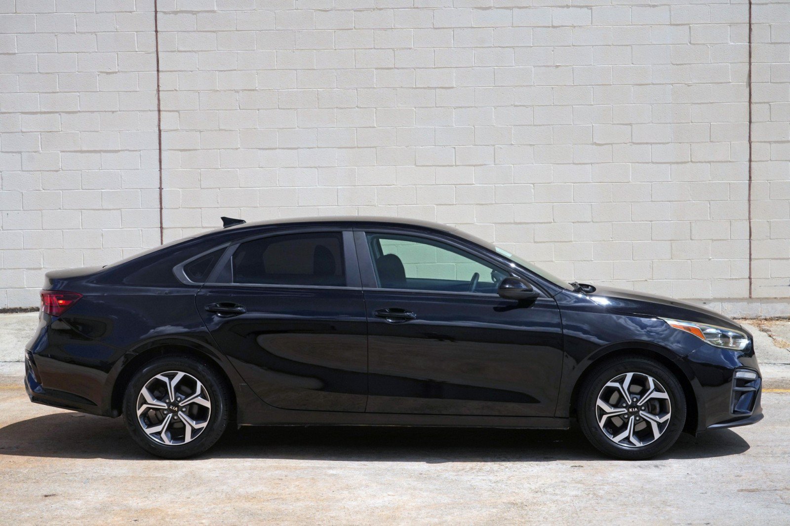 Used 2019 Kia Forte LXS FWD image 44