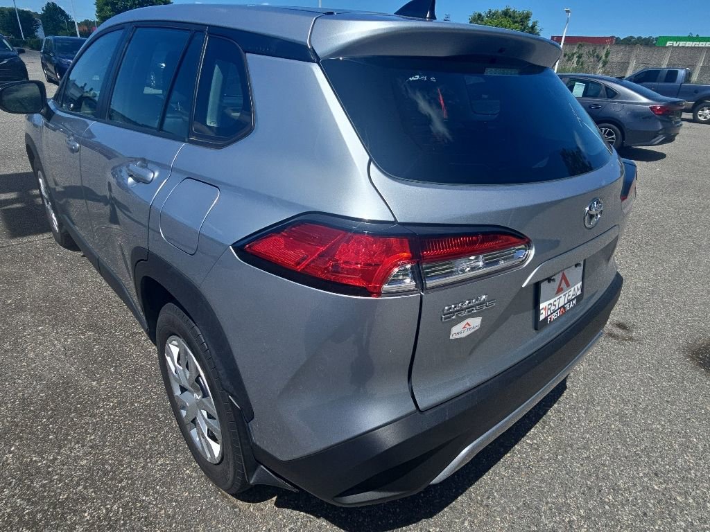 Used 2022 Toyota Corolla Cross L FWD image 7