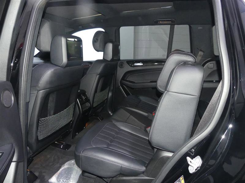 Used 2018 Mercedes-Benz GLS 450 4MATIC image 25