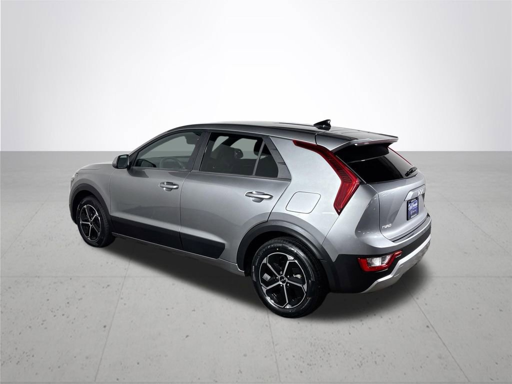 Certified 2024 Kia Niro LX FWD image 9
