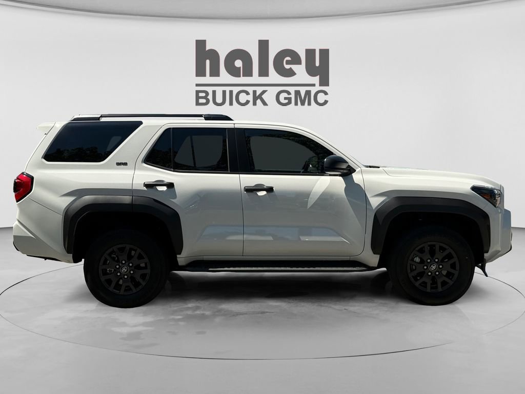 Used 2025 Toyota 4Runner SR5 AWD/4WD image 6