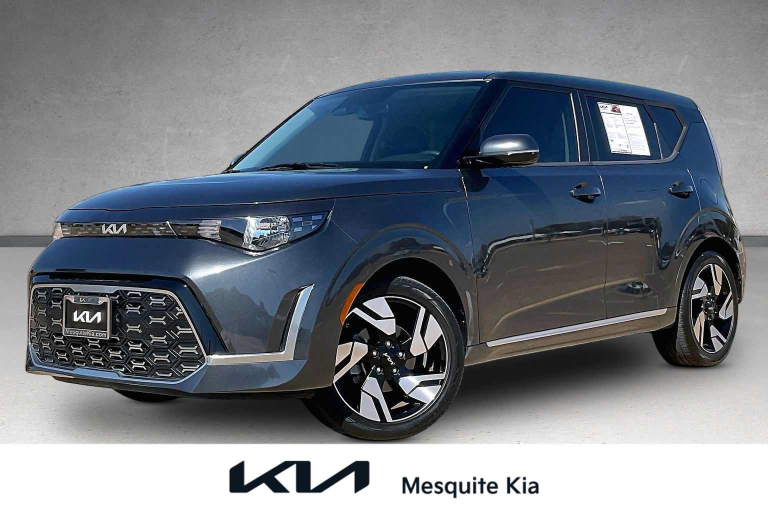 Used 2024 Kia Soul GT-Line FWD image 1