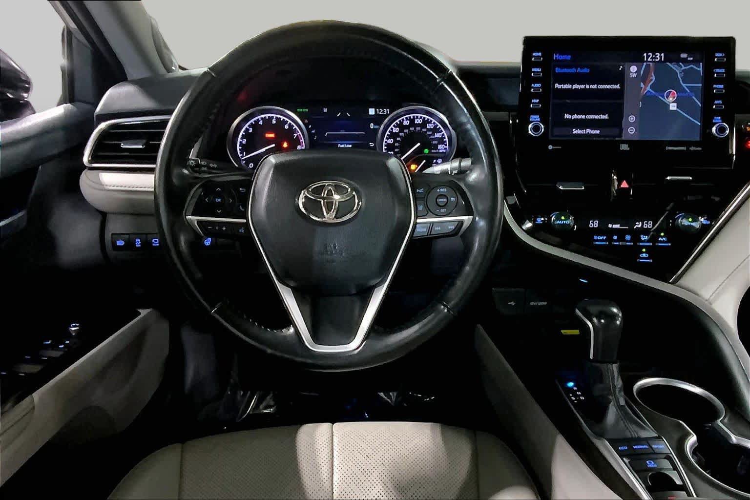 Used 2023 Toyota Camry XLE w/ Navigation Package AWD/4WD image 6