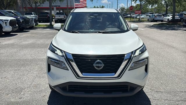 Used 2023 Nissan Rogue SV FWD image 2