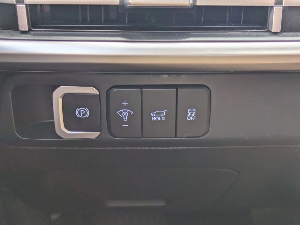 Used 2024 Hyundai Santa Fe SEL image 28