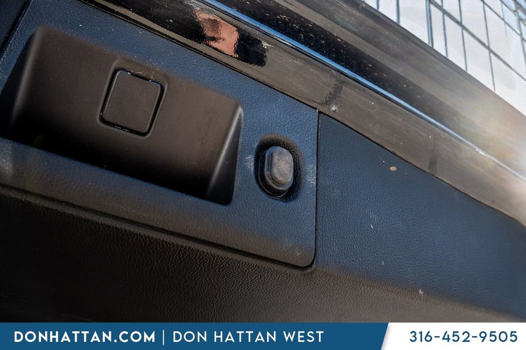 Used 2019 GMC Yukon Denali w/ Denali Ultimate Package image 35