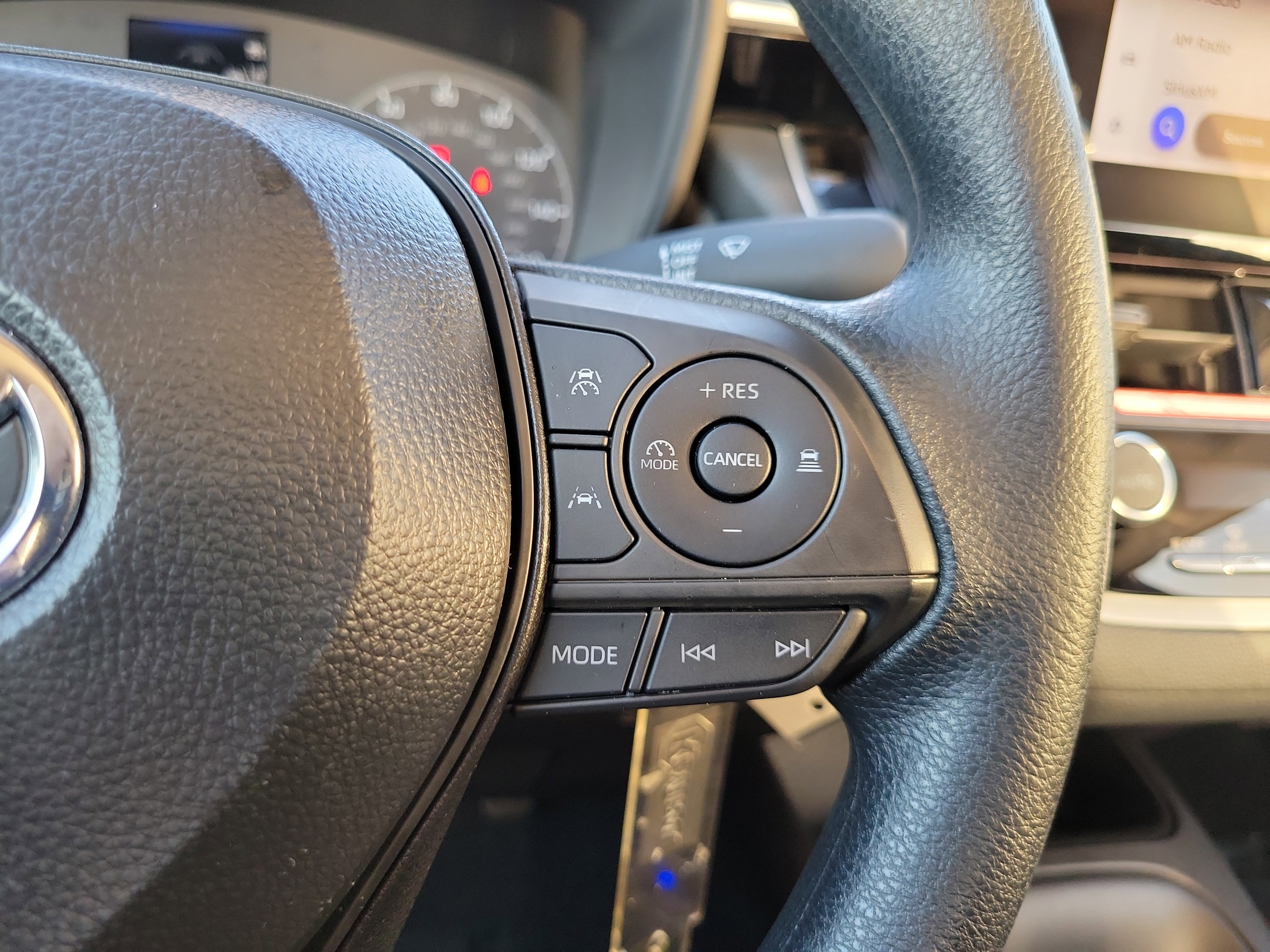 Used 2025 Toyota Corolla LE image 17