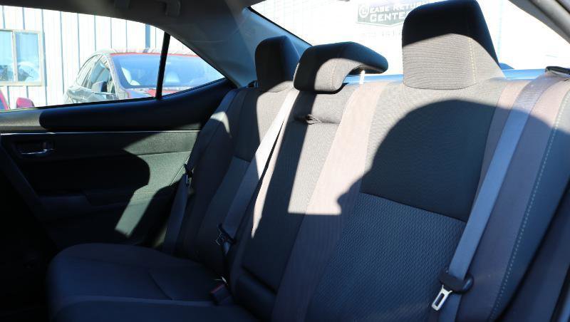 Used 2019 Toyota Corolla LE w/ Carpet Mat Package (TMS) image 13