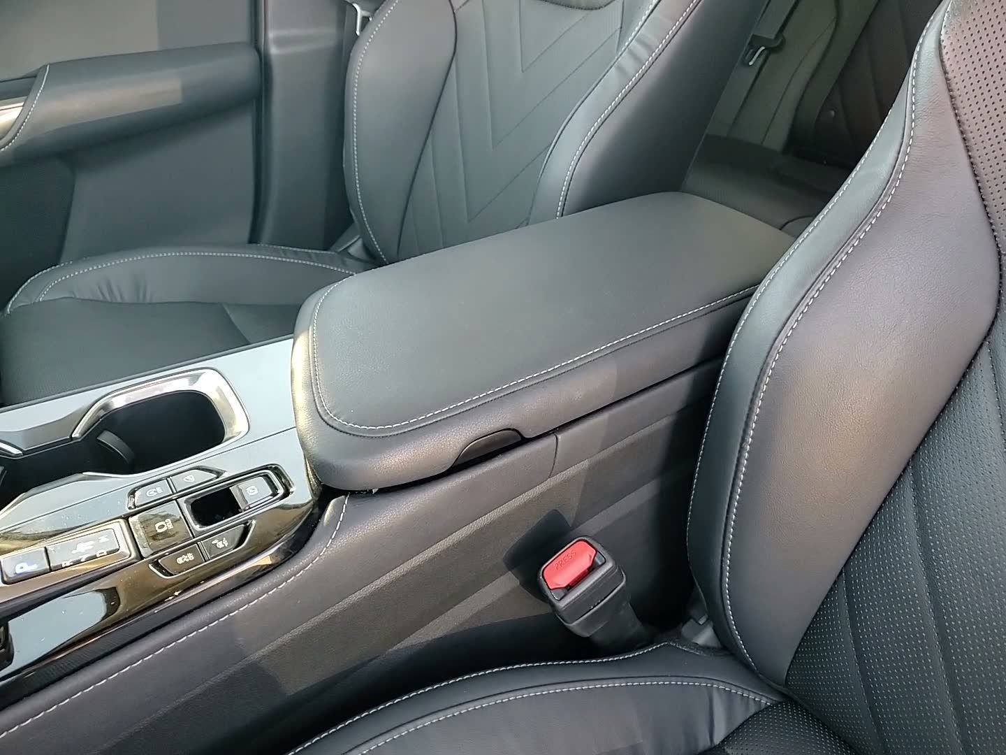 Used 2024 Lexus NX 350 AWD w/ Vision Package image 36