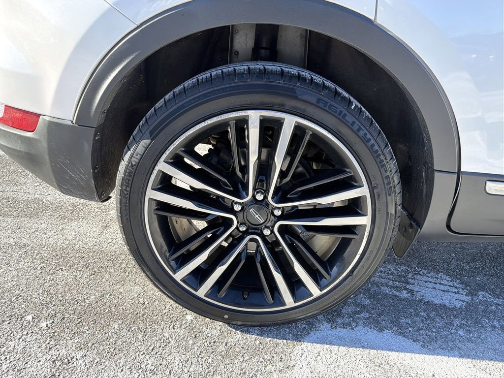 Used 2017 Lincoln MKC Reserve w/ Lincoln MKC Climate Package AWD/4WD image 32