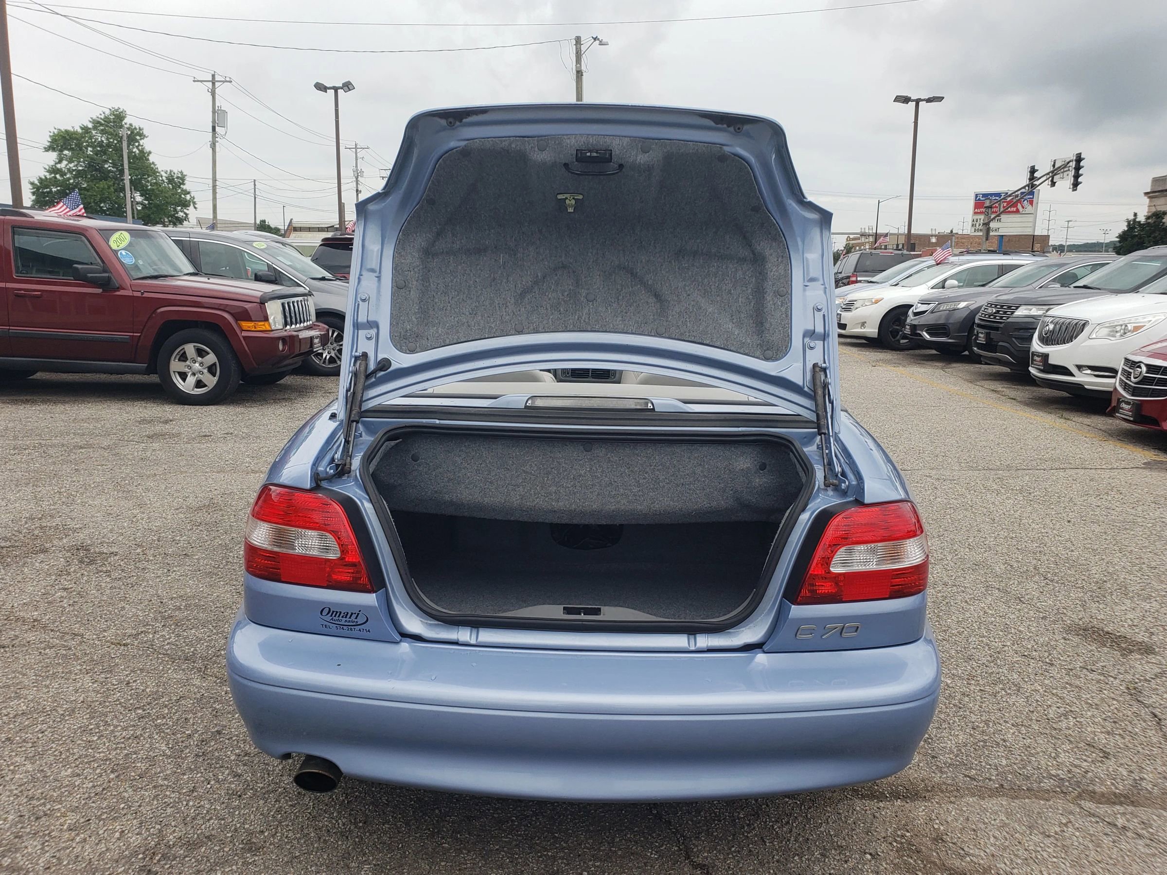 Used 2004 Volvo C70 HT image 11