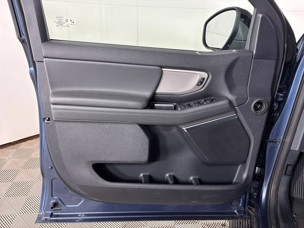 New 2027 Ford Expedition Max Active RWD image 17