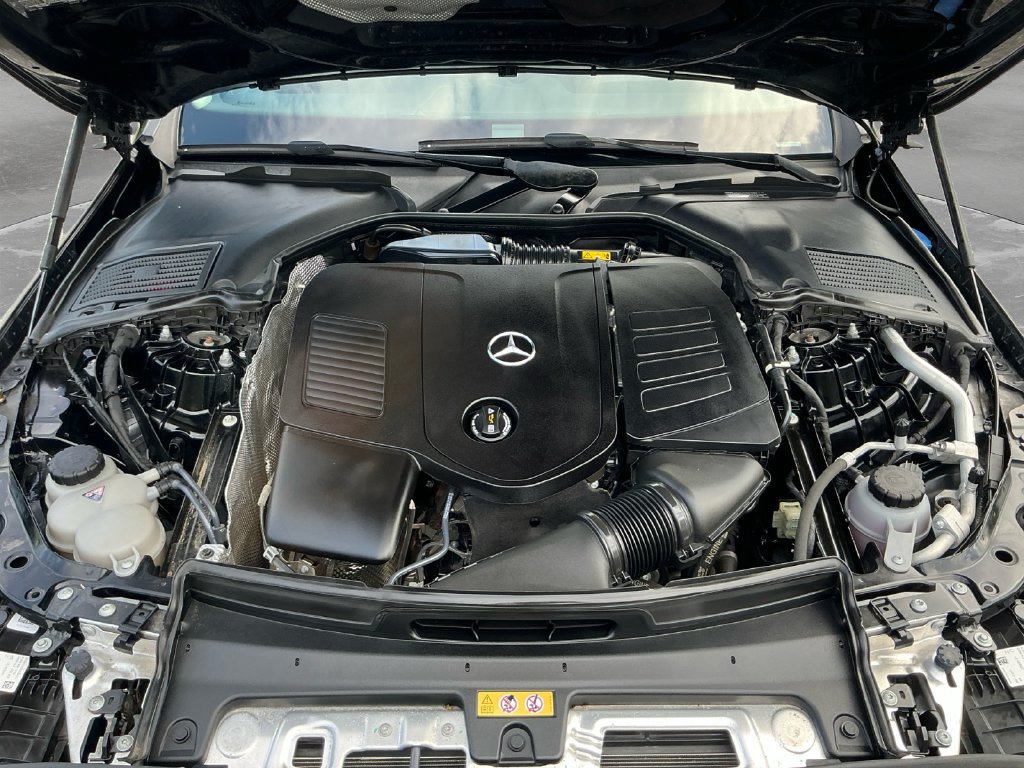 Used 2022 Mercedes-Benz C 300 4MATIC Sedan image 18