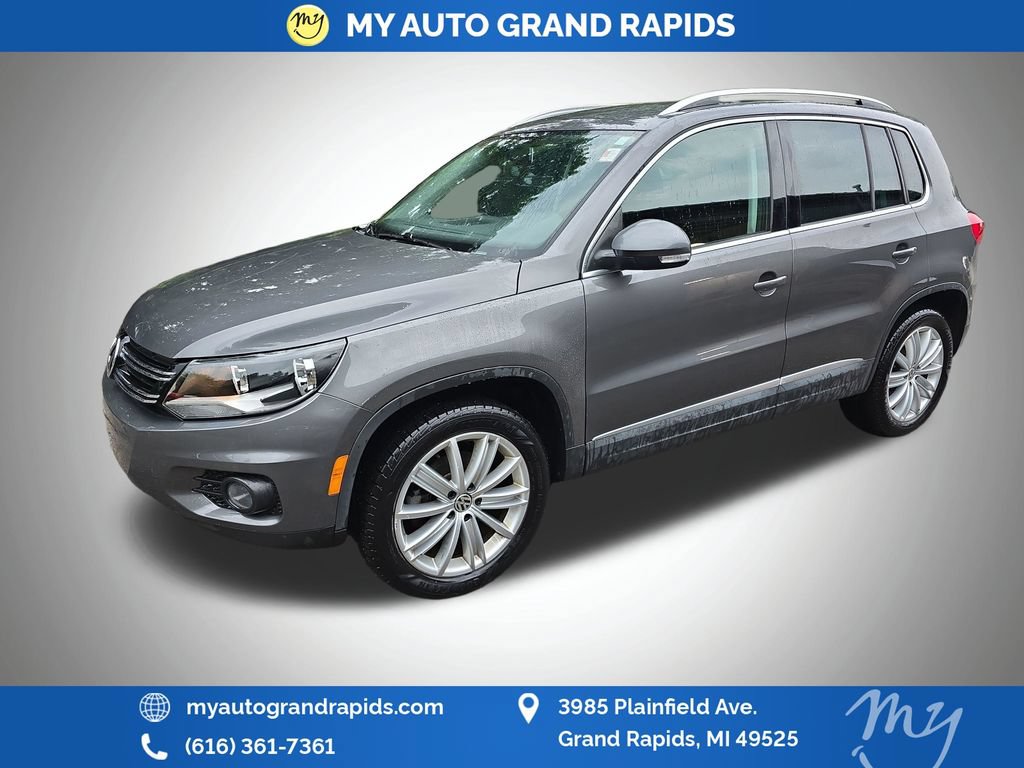 Used 2013 Volkswagen Tiguan S FWD image 4