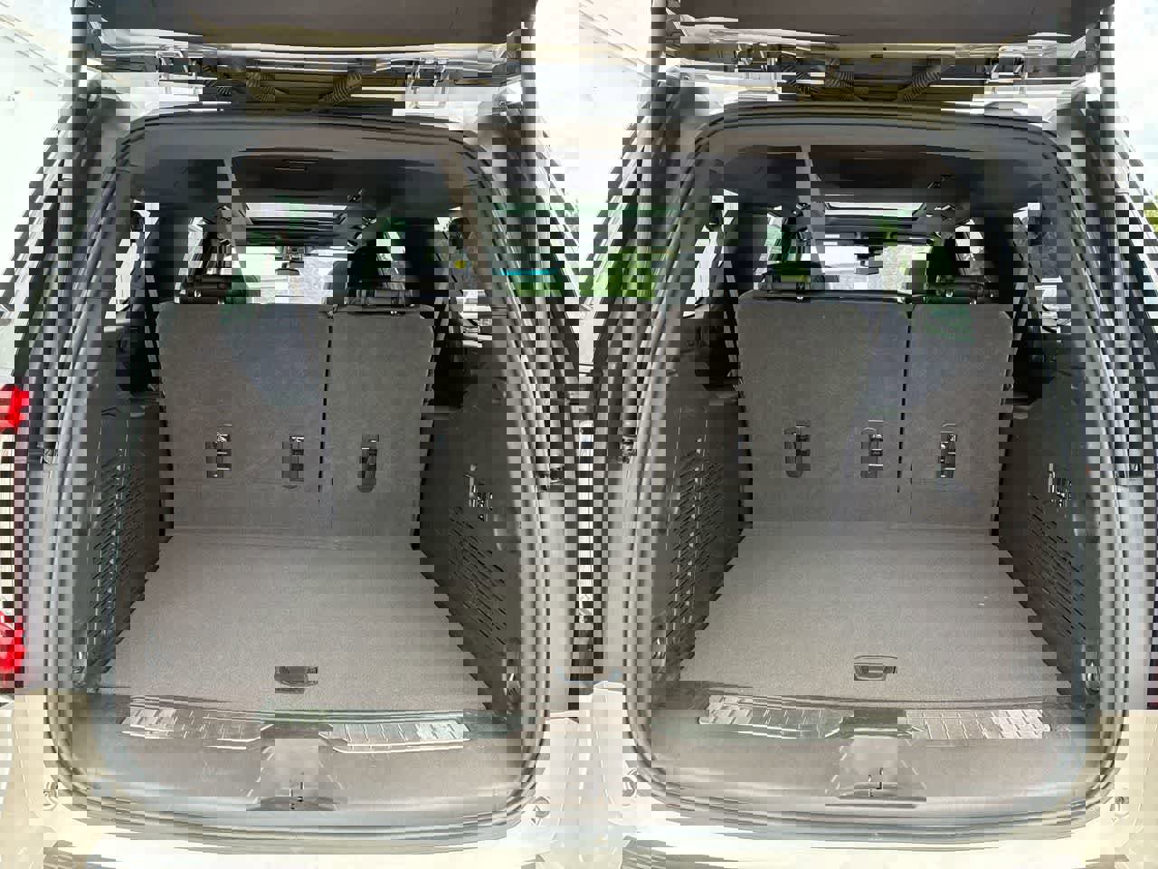 Used 2024 GMC Yukon XL Denali image 26