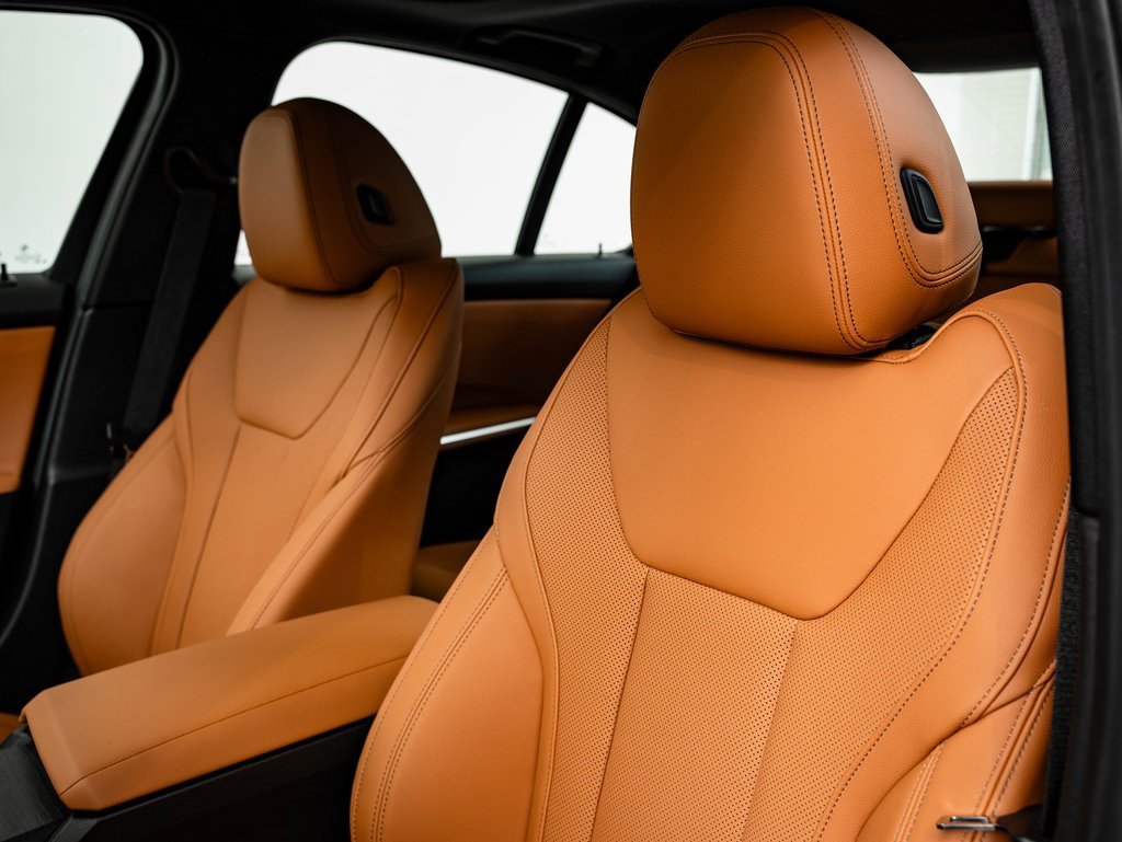 New 2026 BMW 330i xDrive Sedan w/ Premium Package image 23