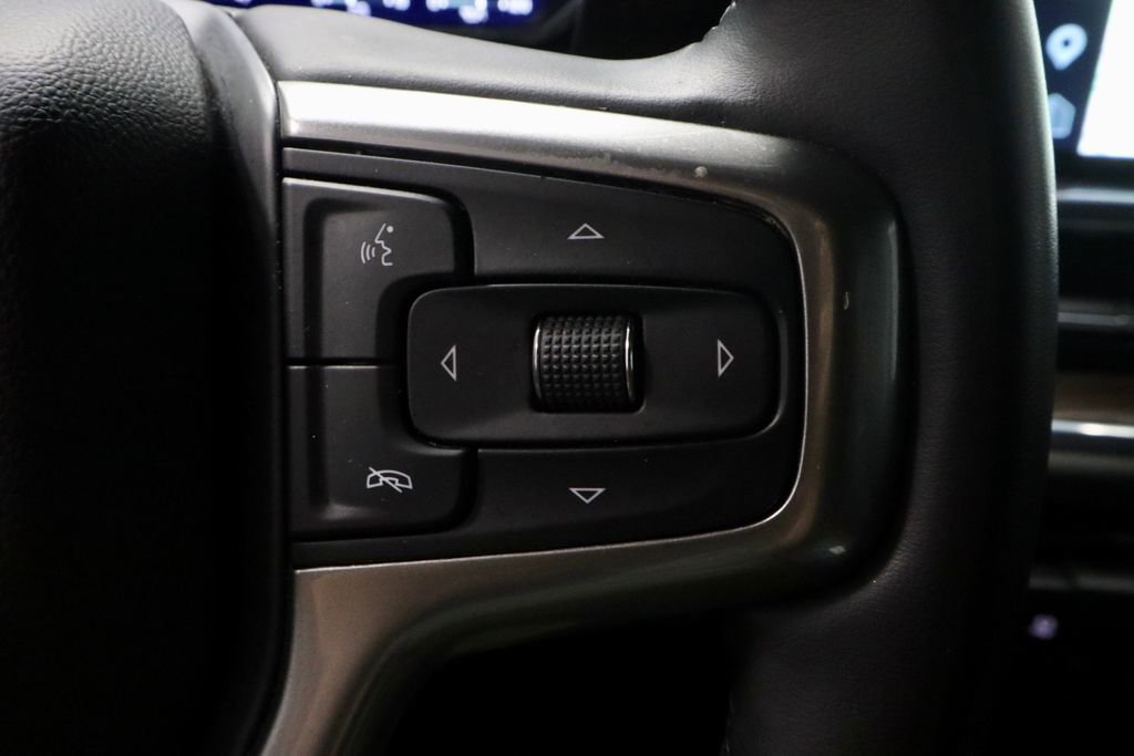 Used 2025 Chevrolet Silverado 1500 LT AWD/4WD image 30