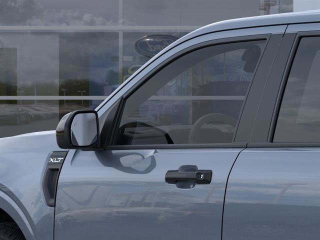 New 2025 Ford Maverick XLT w/ XLT Luxury Package FWD image 25