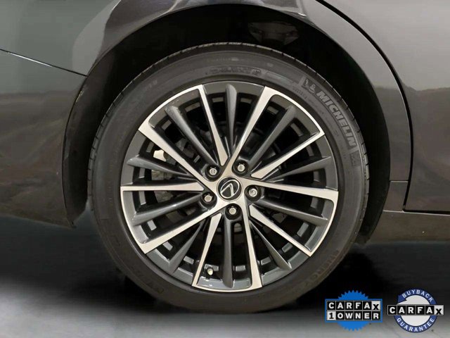 Used 2023 Lexus ES 300h w/ Premium Package image 28