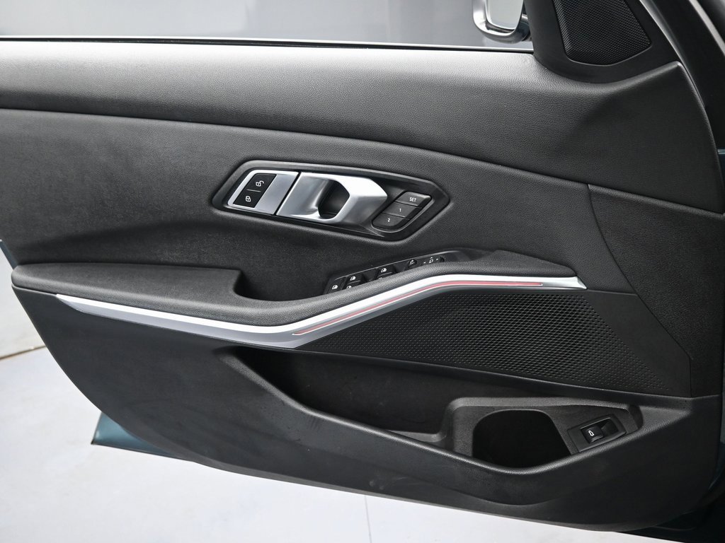 Used 2021 BMW 330i xDrive Sedan w/ Convenience Package image 26