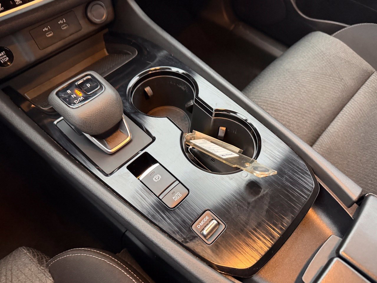 Certified 2025 Nissan Rogue SV FWD image 19