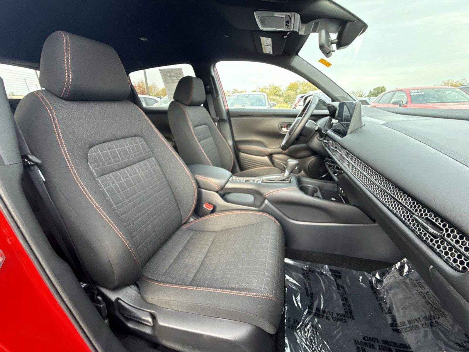 Certified 2027 Honda HR-V Sport image 19